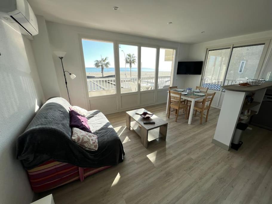 Le Carrousel - Apt Vue Mer - Plage A 10 M - Clim - Wifi Canet-en-Roussillon Zewnętrze zdjęcie