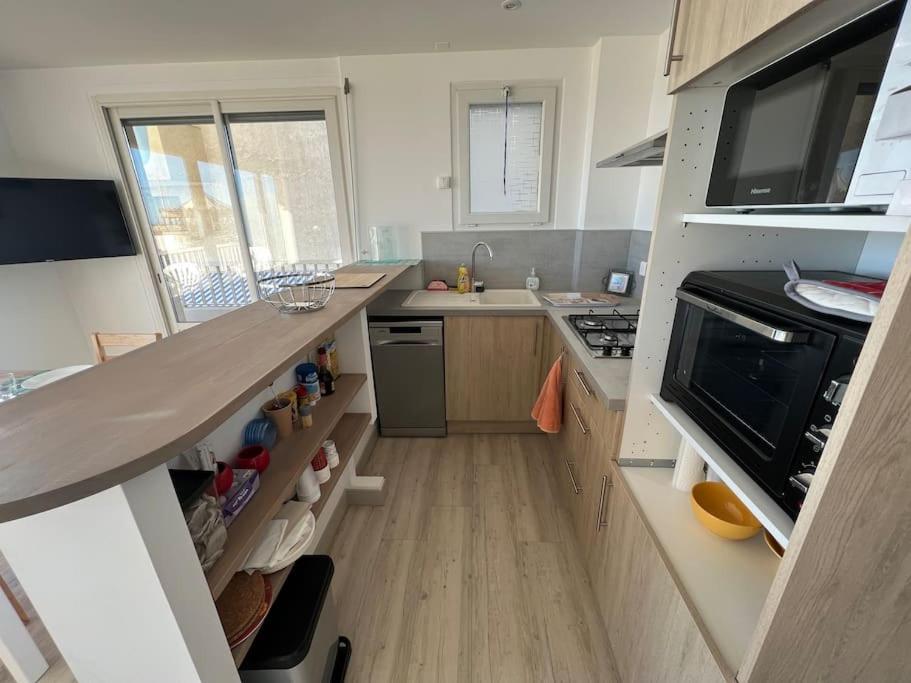 Le Carrousel - Apt Vue Mer - Plage A 10 M - Clim - Wifi Canet-en-Roussillon Zewnętrze zdjęcie